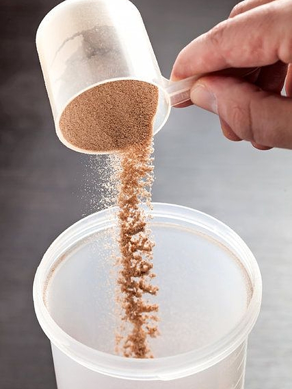 只有健身才可以喝嗎？乳清蛋白服用量及優缺點懶人包！