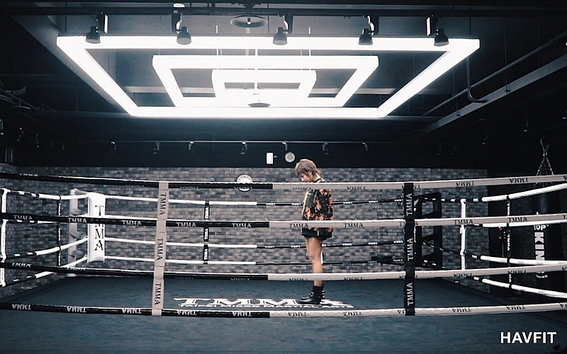 擁抱人生每段故事，我懷著溫柔與堅毅前行－梁云菲Nana